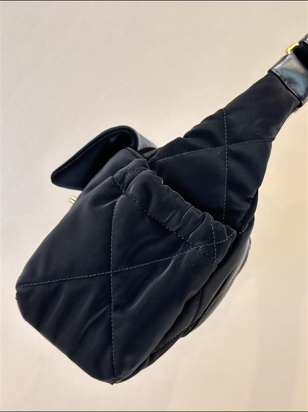 2026131204526877 700